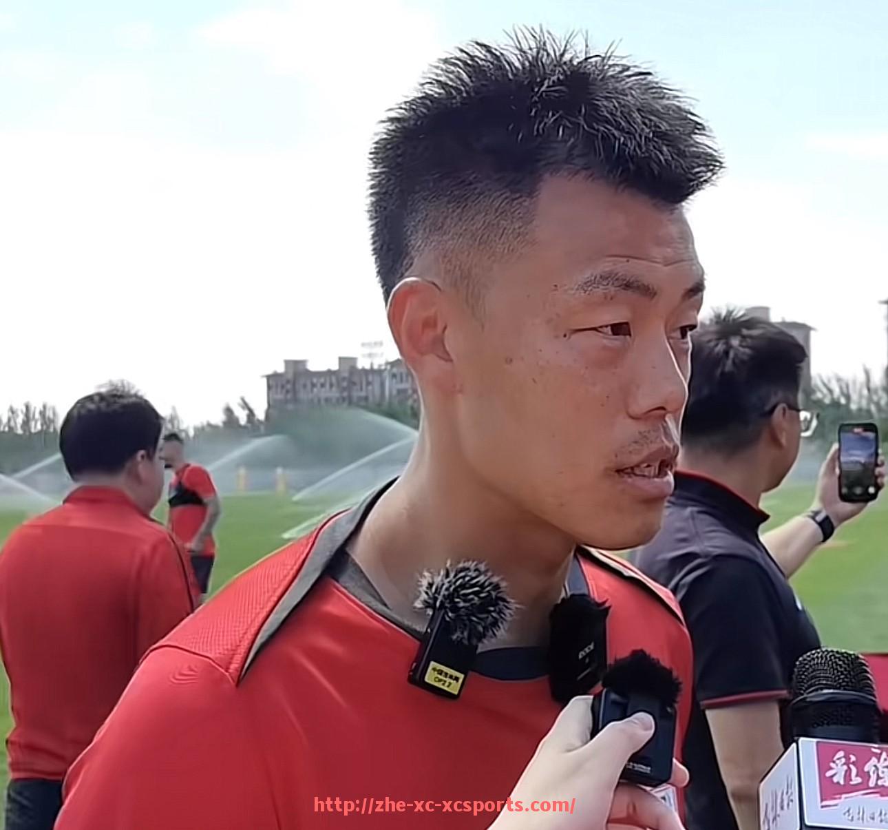 杏彩体育-法甲2024年球员薪资排名：根据薪水水平分析球员的经济情况